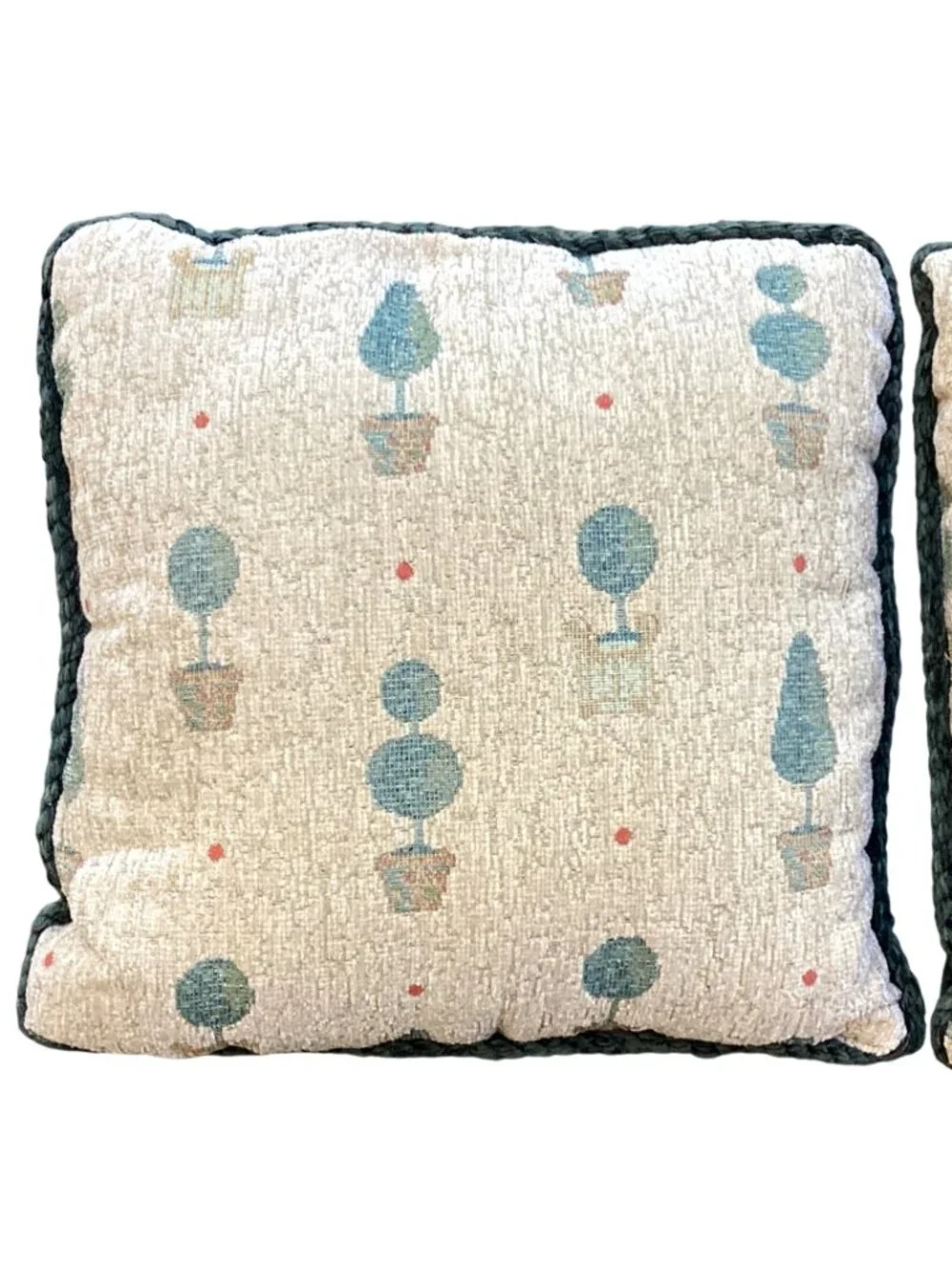 Set Of 2 Tapestry Throw Pillows Topiary Front & Green Velvet Back 15